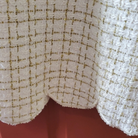 Simply Southern Scalloped Cream Tweed With Puffy Sleeves NWT LARGE - Picture 9 of 13